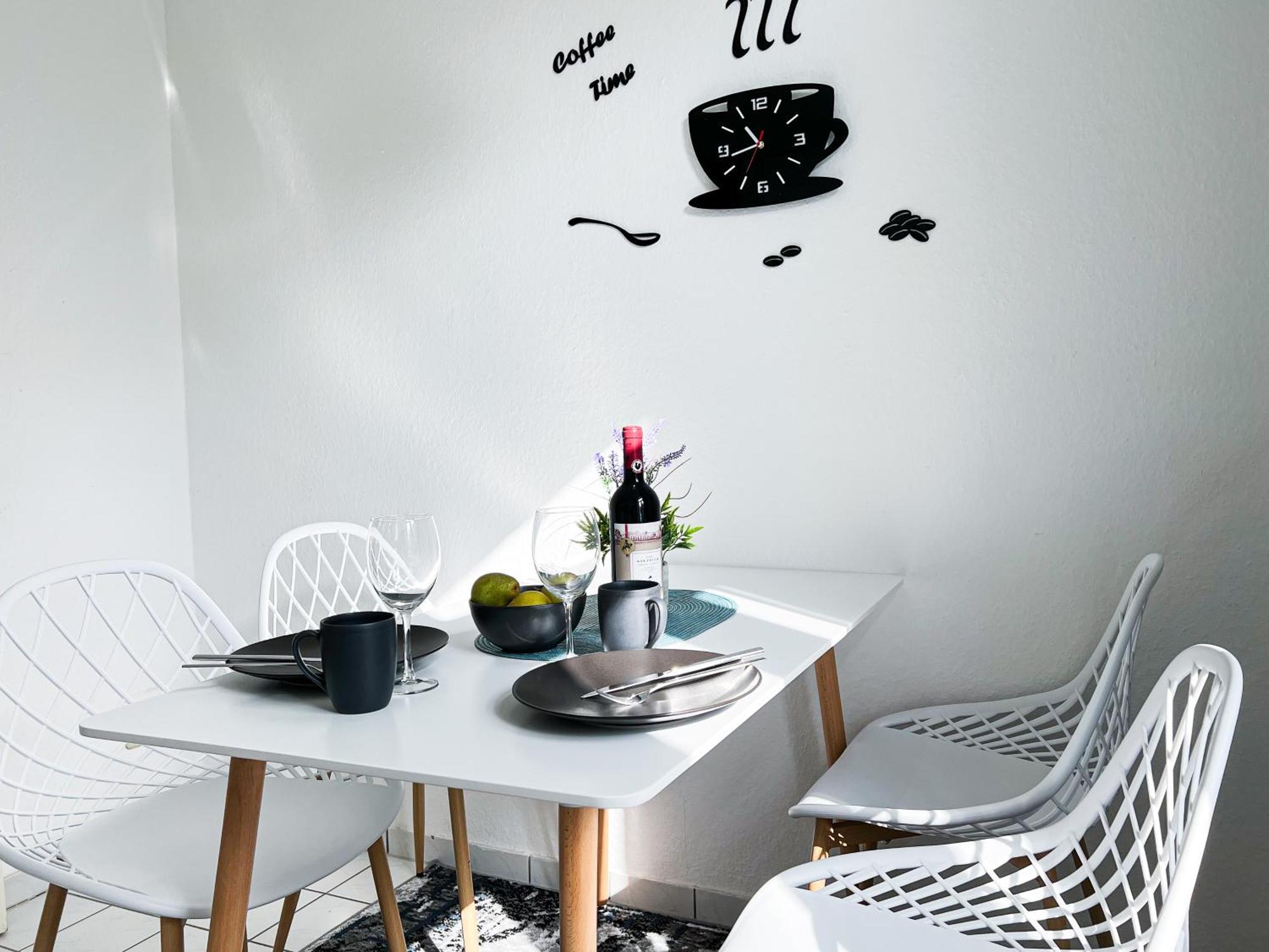 Homestayplus Schwerin シュヴェリーン エクステリア 写真