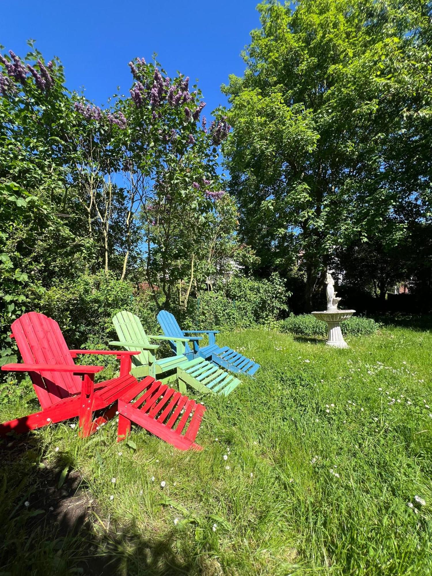Homestayplus Schwerin シュヴェリーン エクステリア 写真