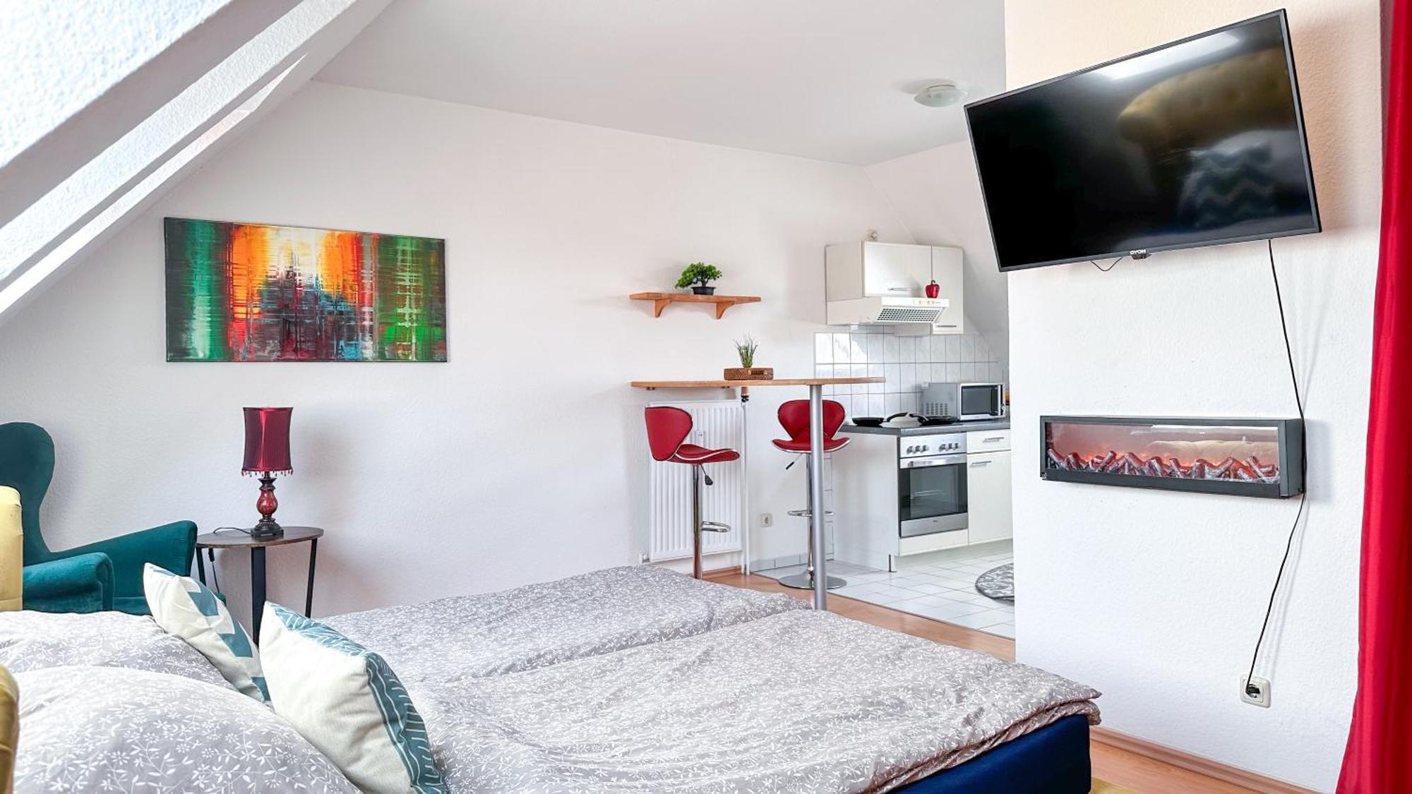 Homestayplus Schwerin シュヴェリーン エクステリア 写真