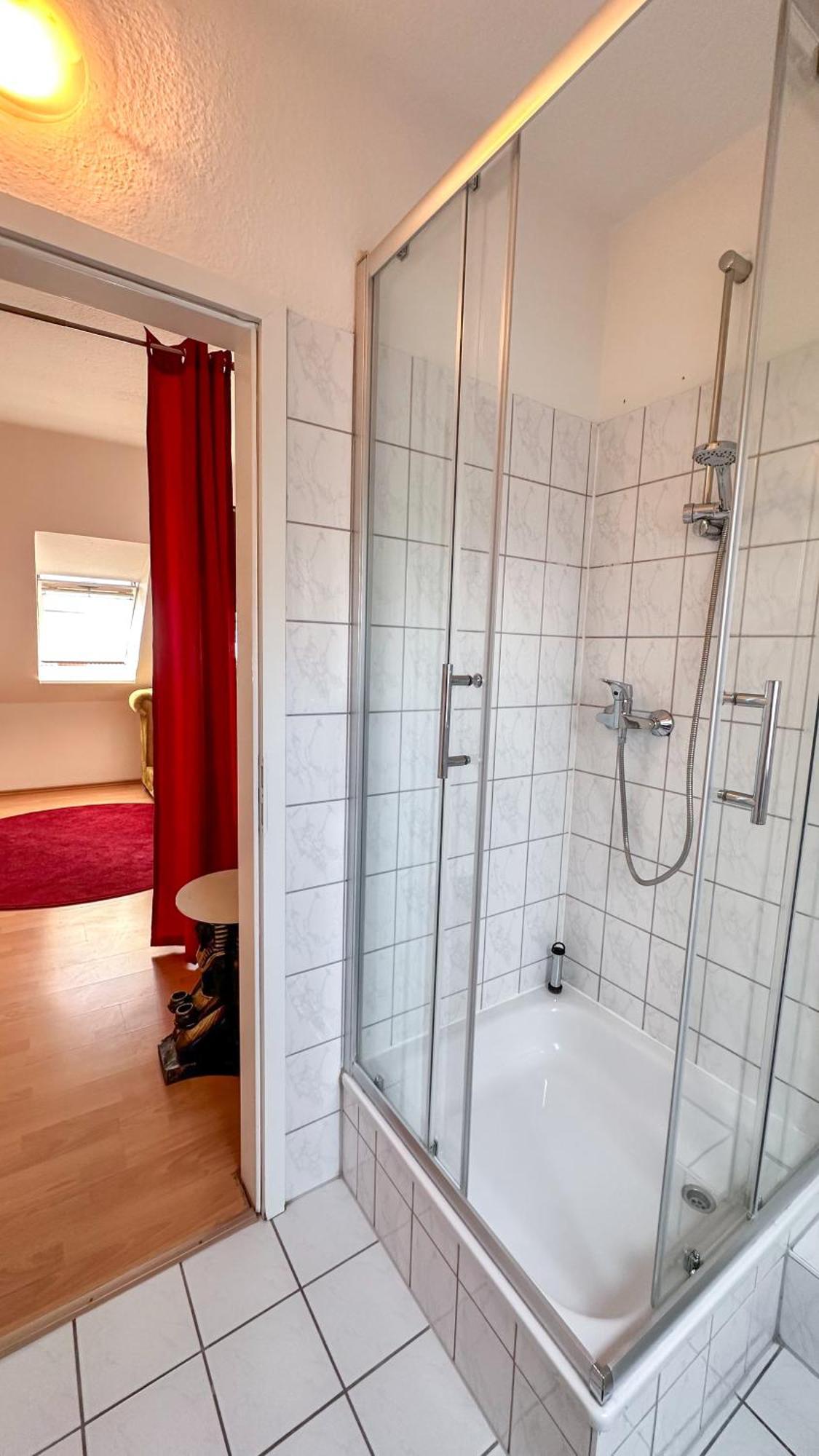 Homestayplus Schwerin シュヴェリーン エクステリア 写真